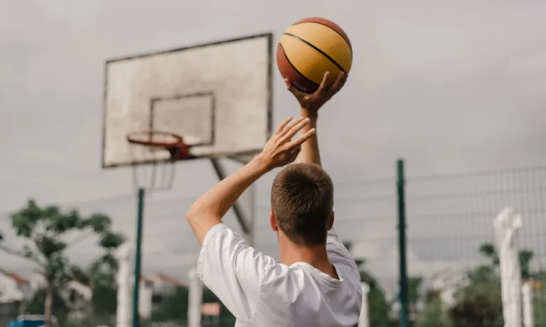Basketball Tips for Small Players to Overcome Challenges